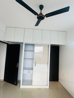 2 BHK Apartment For Sale in Pyramid Heights, Sector 85