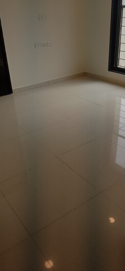 1 BHK Apartment For Sale in Lalani Valentine Apartment 1 Wing D