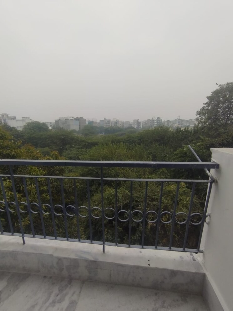 Balcony, chattarpur 1 Bedroom 480 Sq.Ft. Builder Floor In Chattarpur Delhi 9381950