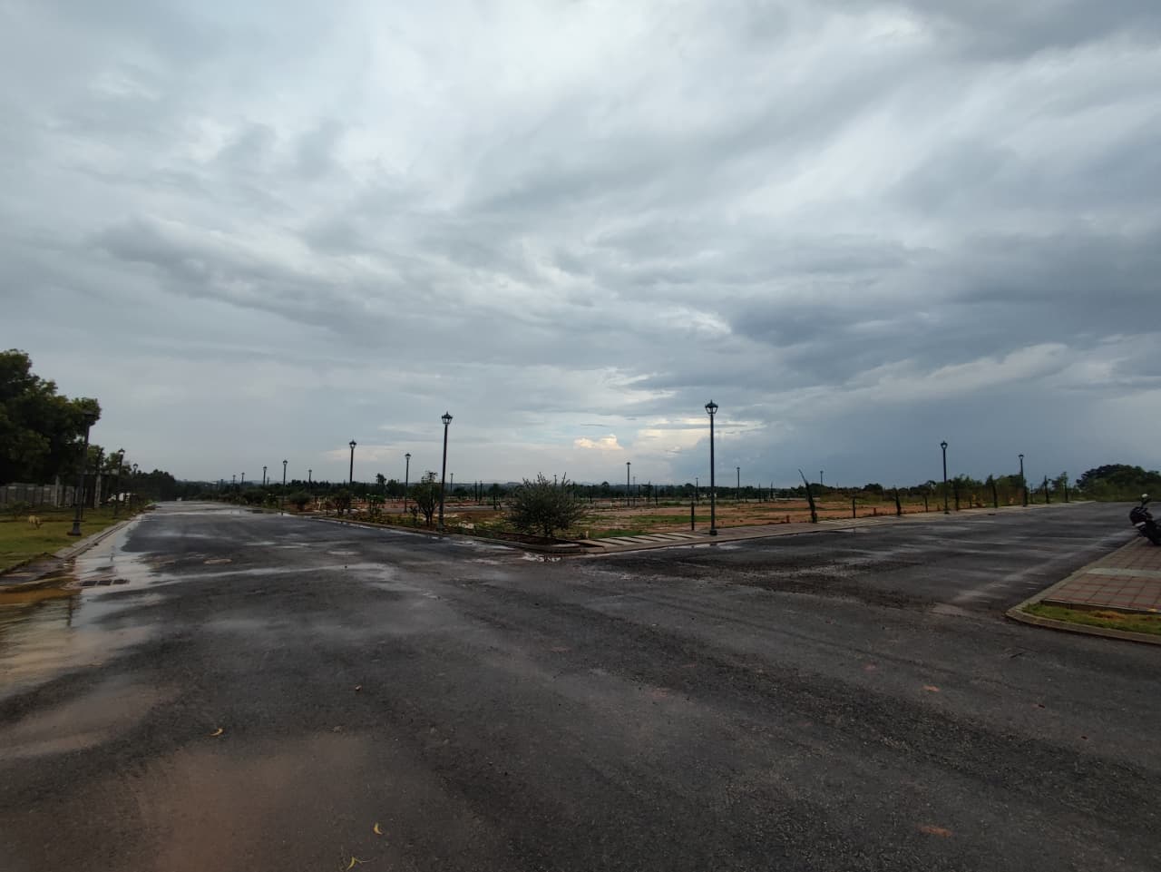 Plot For Sale in Manyata Midlands