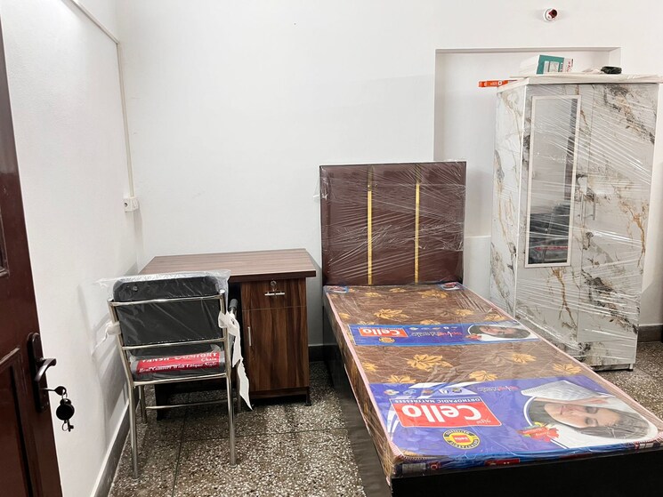 Bedroom, saket 2 Bedroom 850 Sq.Ft. Apartment In Saket Delhi 9381983