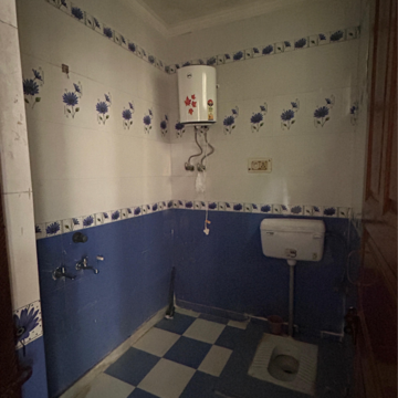 Attached Bathroom in 2 BHK Penthouse at Sector 6 – for Rent