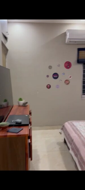 Furnished Amenities in 3.5 BHK Villa at Damodar Complex, Sector 37 – for Rent