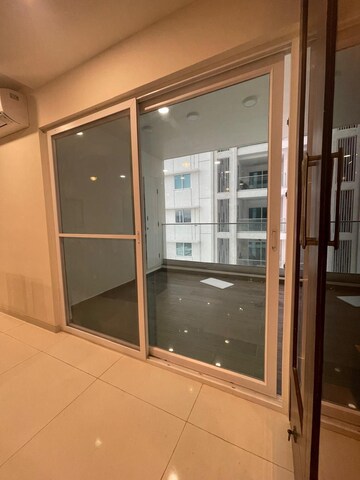 Room in 3 BHK Apartment at Jayabheri The Summit, Narsingi – for Rent