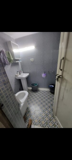 Bathroom in 1 RK Villa at Varun Enclave, Sector 28 – for Rent