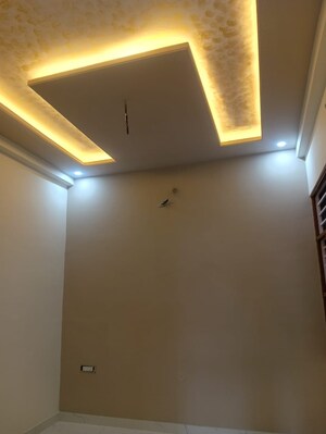 Room in 3 BHK Independent House at Kalwar Road – for Sale