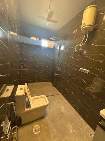 Parking in 2 BHK Builder Floor at Sector 38 – for Rent