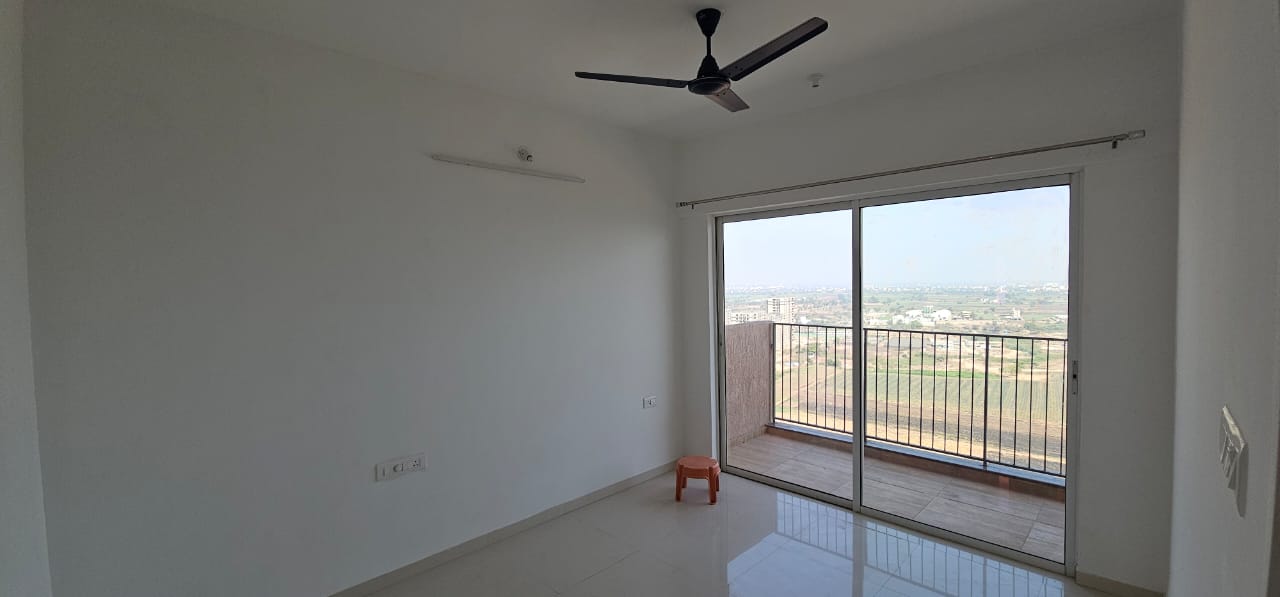 2 BHK 691 Sq.Ft. Apartment in Godrej Boulevard