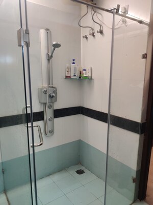 Furnished Amenities in 5 BHK Villa at Epsilon Villa Plot, Yemalur – for Rent