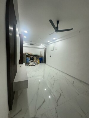 Kitchen in 3 BHK Apartment at Nahar Amaryllis Towers and Plaza, Chandivali – for Rent