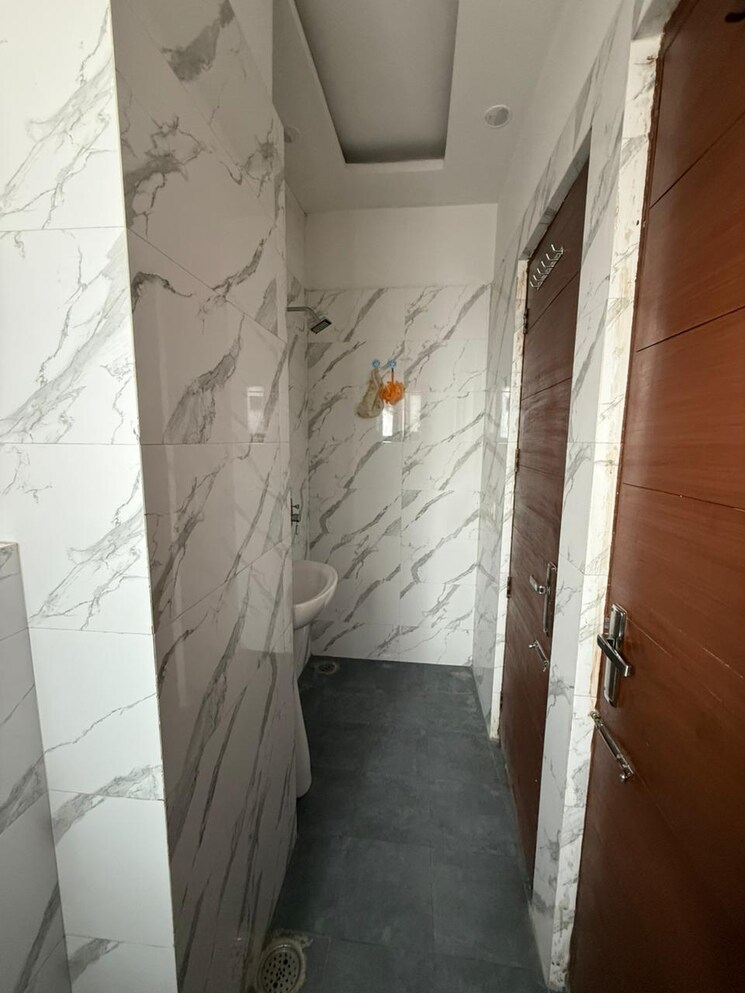Bathroom, dhakoli 3 Bedroom 1098 Sq.Ft. Apartment In Dhakoli Zirakpur 9382081