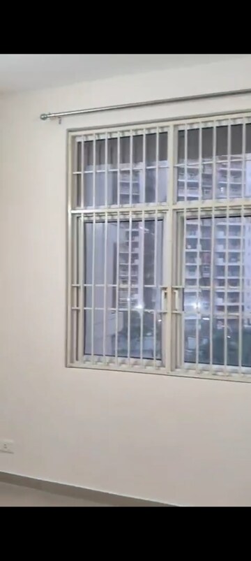 Room in 3 BHK Apartment at Mahagun Mywoods, Sector 16c Greater Noida – for Rent