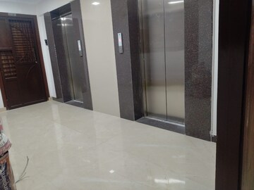 Room in 2 BHK Apartment at Vishwa Bhuvan, Chembur – for Rent