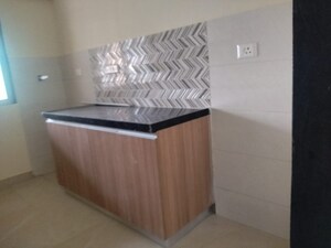 Room in 2 BHK Apartment at Vishwa Bhuvan, Chembur – for Rent