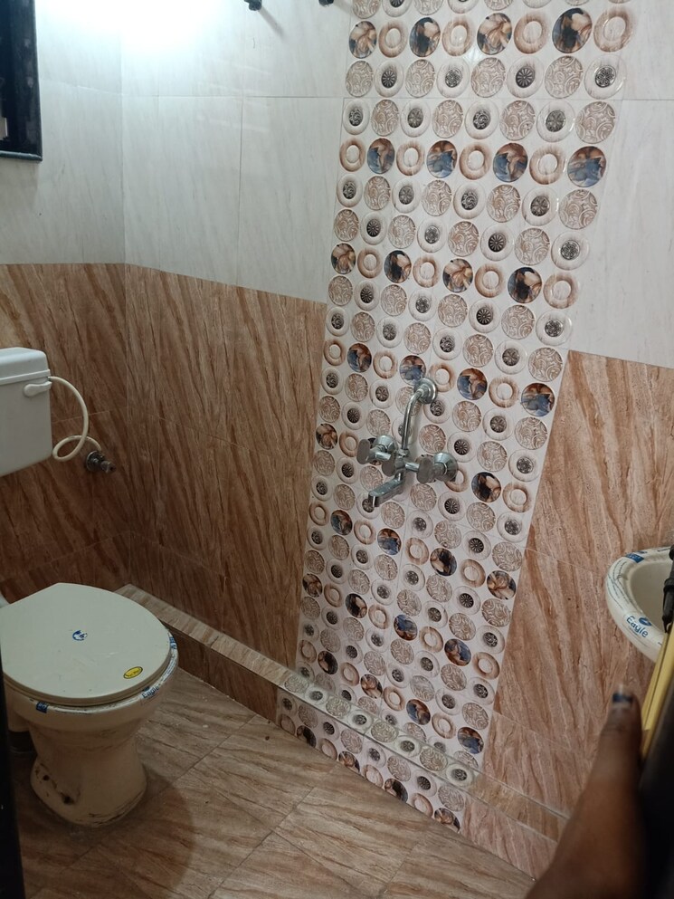 Bathroom, kharadi 2 Bedroom 945 Sq.Ft. Apartment In Kharadi Pune 9382103