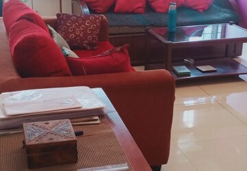 2 BHK Apartment For Rent in Bindra Complex, Andheri East