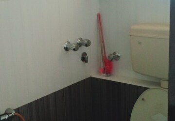 Bathroom in 2 BHK Apartment at Bindra Complex, Andheri East – for Rent