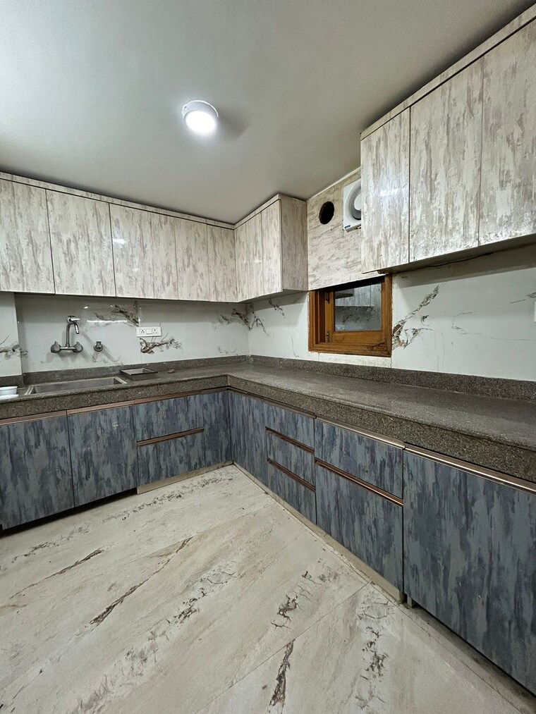 Kitchen, chattarpur 3 Bedroom 1250 Sq.Ft. Builder Floor In Chattarpur Delhi 9382133