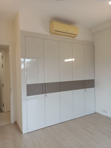 Furnished Amenities in 2 BHK Apartment at Ireo Skyon, Sector 60 – for Rent