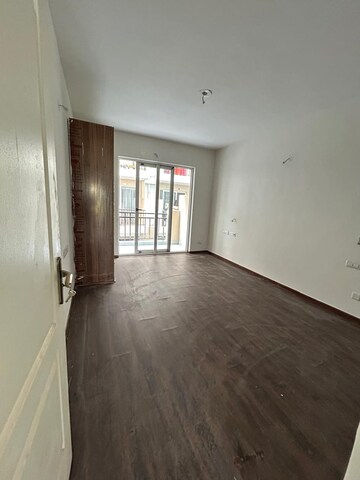 Room in 3 BHK Apartment at Ambala Highway – for Sale