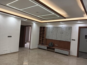 Building Lobby in 5 BHK Builder Floor at Ashoka Enclave – for Rent