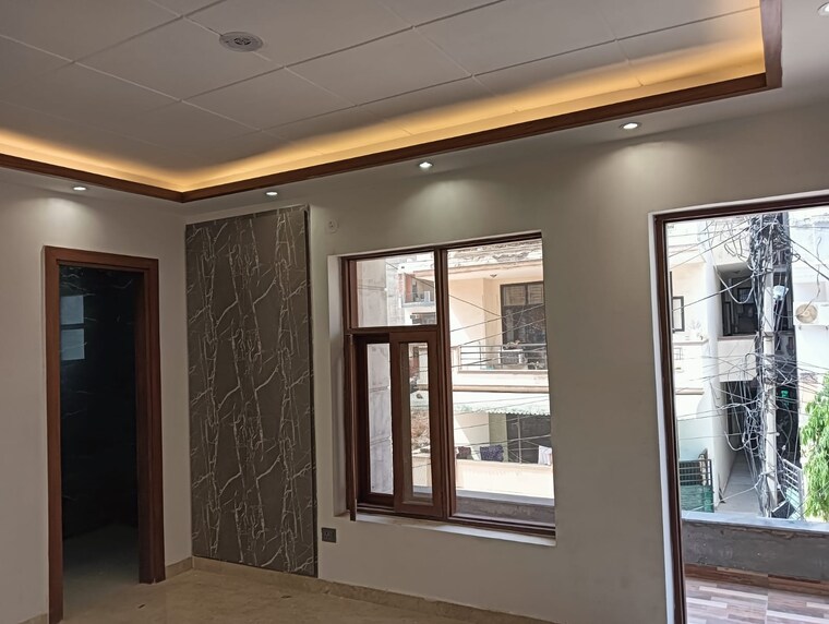 Room, ashoka enclave 5 Bedroom 4500 Sq.Ft. Builder Floor In Ashoka Enclave Faridabad 9382136