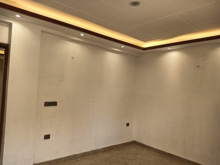 Room, ashoka enclave 5 Bedroom 4500 Sq.Ft. Builder Floor In Ashoka Enclave Faridabad 9382136