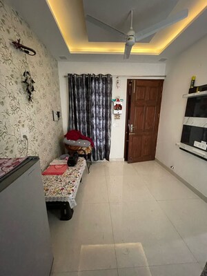 Living Room in 1 BHK Apartment at Lohgarh – for Rent