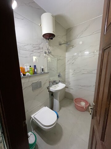 Bathroom in 1 BHK Apartment at Lohgarh – for Rent