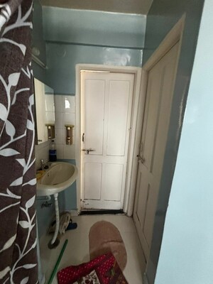 Master Bedroom in 1.5 BHK Apartment at Dhankawadi – for Rent