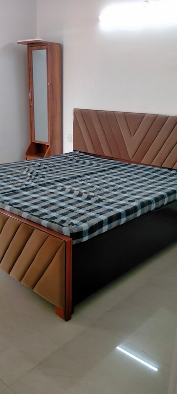 2 BHK Apartment For Rent in Suncity Avenue 76, Sector 76