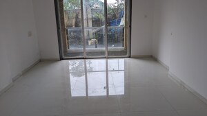 Room in 2 BHK Apartment at Vaibhav Queens Park, Chembur – for Rent