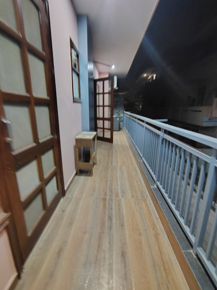 Balcony, sector 23a 3 Bedroom 500 Sq.Yd. Builder Floor In Sector 23a Gurgaon 9382192