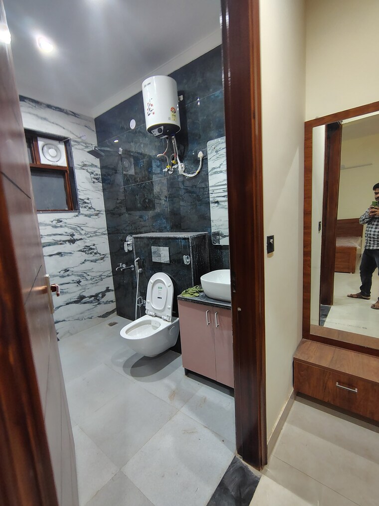 Kitchen, sector 23a 3 Bedroom 500 Sq.Yd. Builder Floor In Sector 23a Gurgaon 9382192