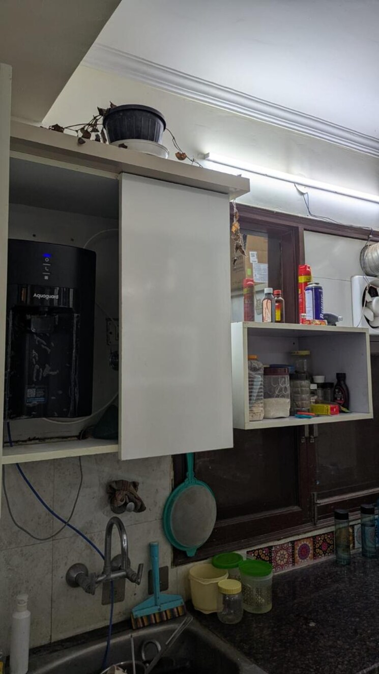 Kitchen, sector 23a 3 Bedroom 2000 Sq.Ft. Builder Floor In Sector 23a Gurgaon 9382203