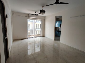 Room in 2.5 BHK Apartment at M3M Soulitude, Sector 89 – for Rent