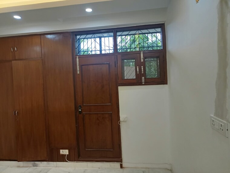 Room, panchsheel park 3 Bedroom 2700 Sq.Ft. Builder Floor In Panchsheel Park Delhi 9382223