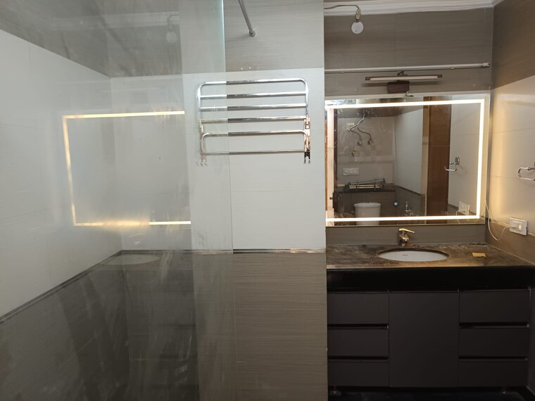 Kitchen, panchsheel park 3 Bedroom 2700 Sq.Ft. Builder Floor In Panchsheel Park Delhi 9382223