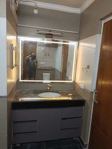 Kitchen in 3 BHK Builder Floor at Panchsheel Park – for Rent