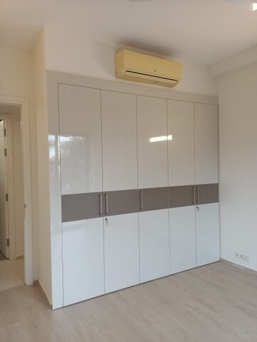 Room in 2 BHK Apartment at Ireo Skyon, Sector 60 – for Rent