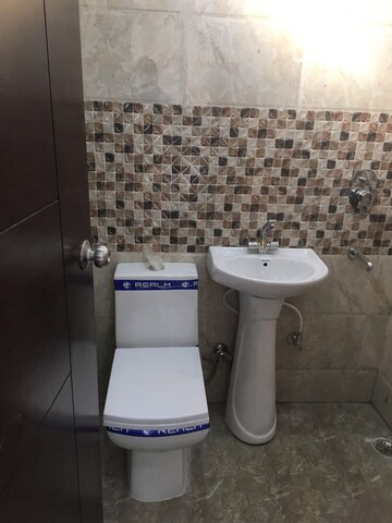 Bathroom in 3 BHK Builder Floor at Malviya Nagar – for Rent