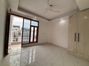 1 BHK Builder Floor For Rent in Chattarpur