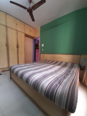 Bedroom in 1 BHK Apartment at Malad East – for Rent