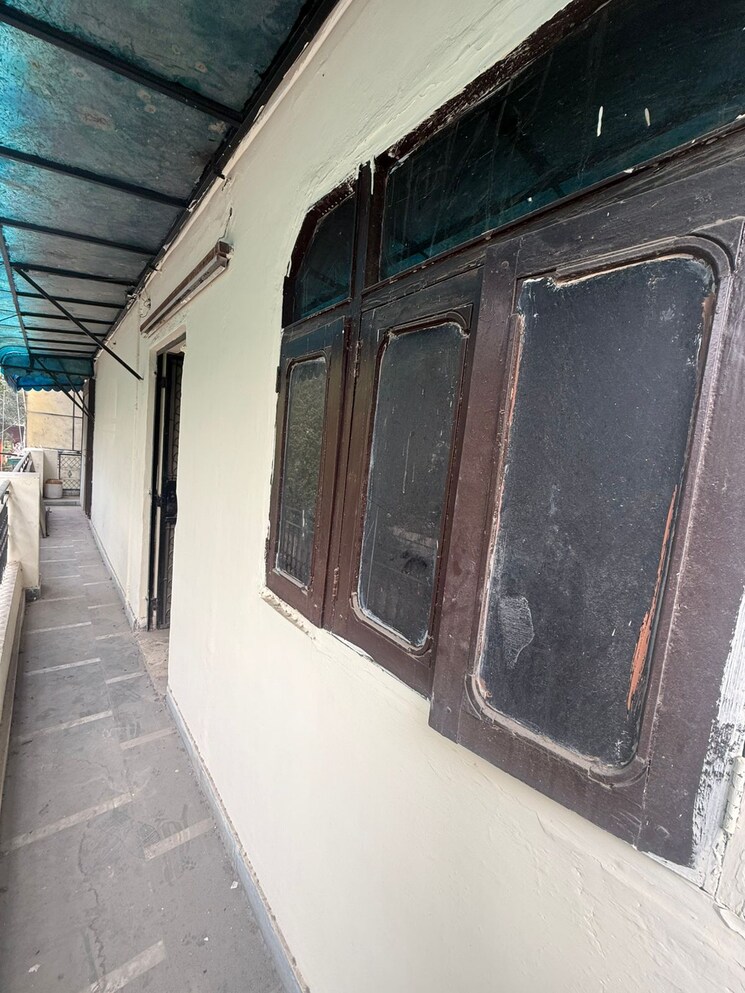 Other, paschim vihar 2 Bedroom 900 Sq.Ft. Apartment In Paschim Vihar Delhi 9382288