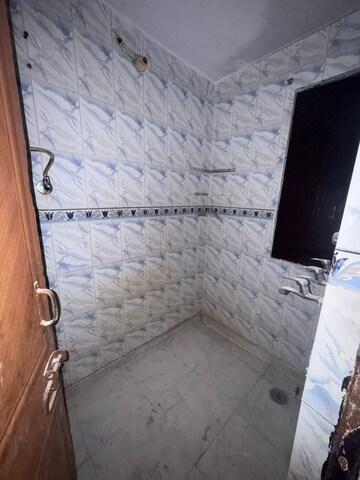 Bathroom in 2 BHK Apartment at Paschim Vihar – for Rent