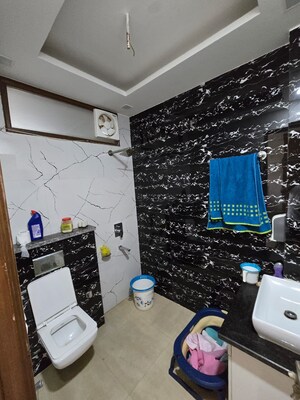 Team Area in 3 BHK Builder Floor at Sector 23 – for Rent