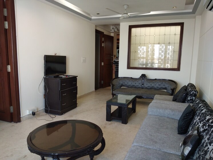 Living Room, shivalik colony 3 Bedroom 1800 Sq.Ft. Builder Floor In Shivalik Colony Delhi 9382282