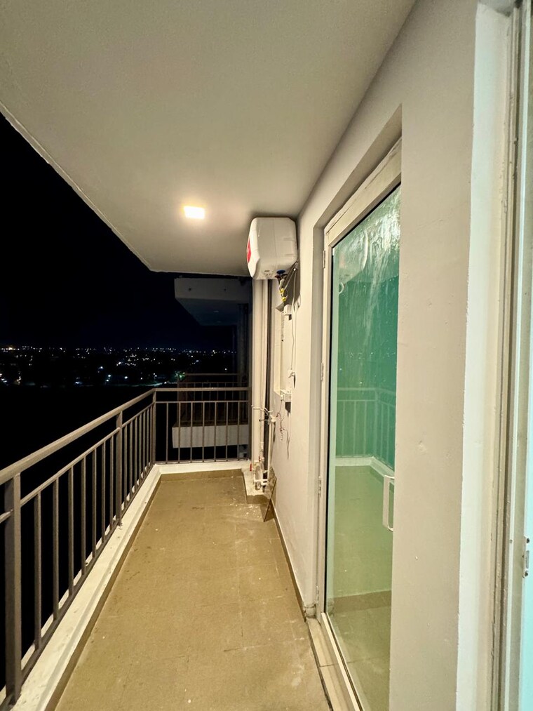 Balcony, rof-amaltas 2.5 Bedroom 890 Sq.Ft. Apartment In Sector 92 Gurgaon 9382323