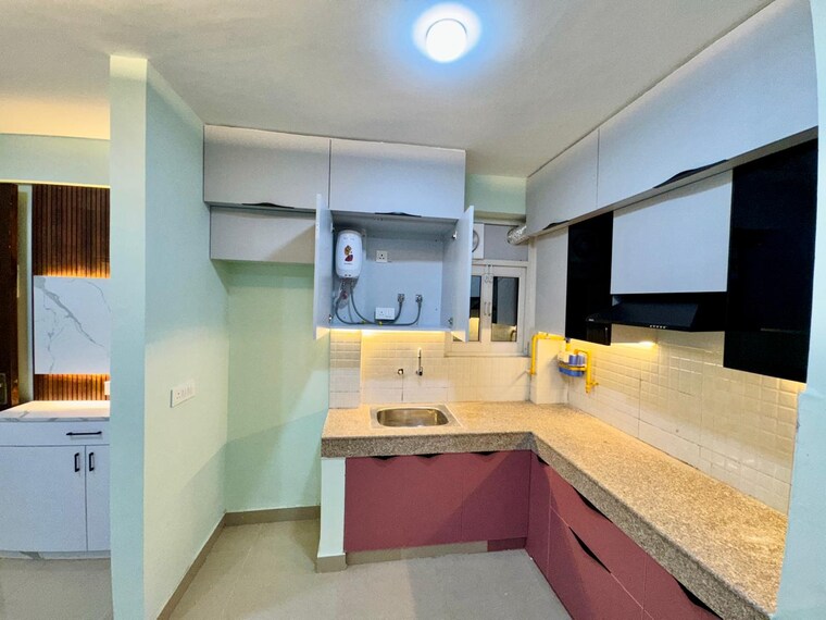 Kitchen, rof-amaltas 2.5 Bedroom 890 Sq.Ft. Apartment In Sector 92 Gurgaon 9382323