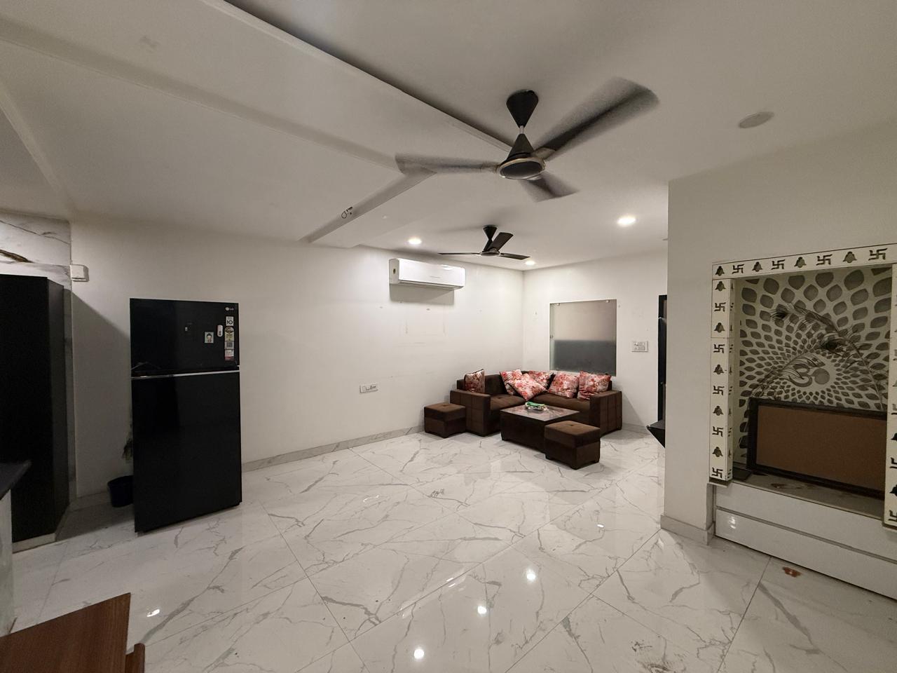 3 BHK + Pooja Room Apartment For Rent in Paschim Vihar